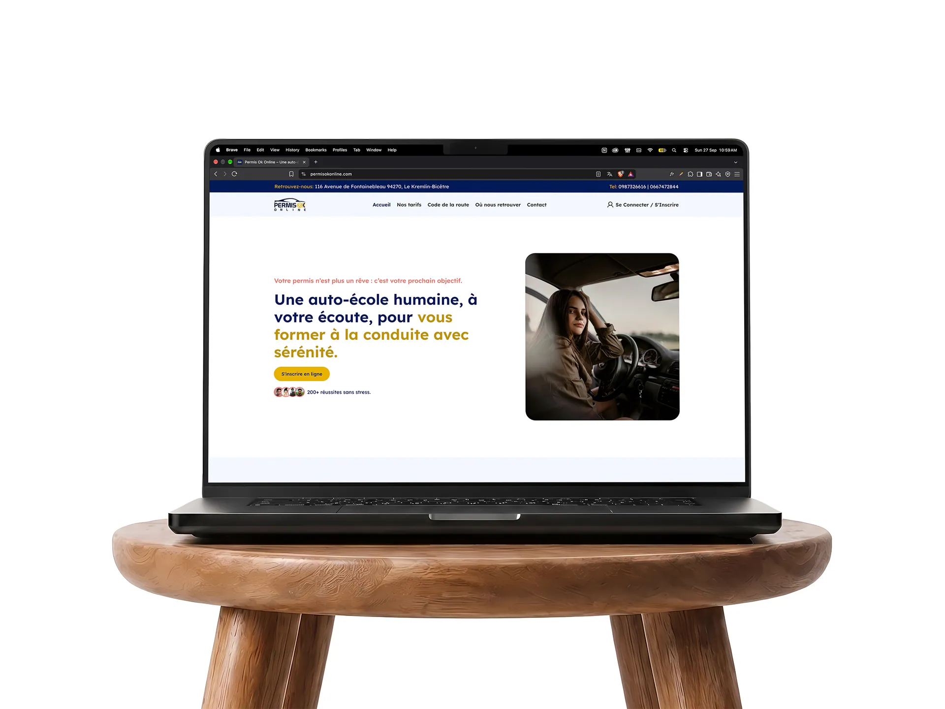 Site de l’auto-école Permis OK Online affiché sur un ordinateur portable